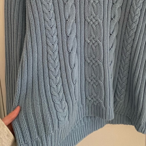 Blue chunky knit v-neck - Picture 2 of 3